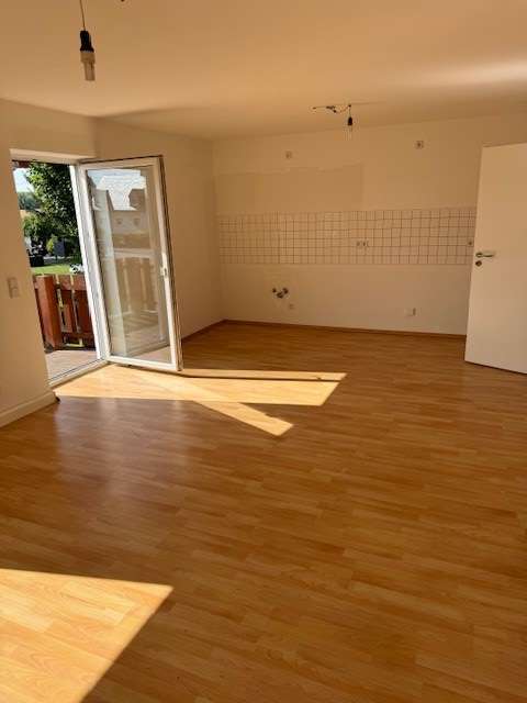 Sonnige 2-Raum-WE mit Balkon in Glauchau