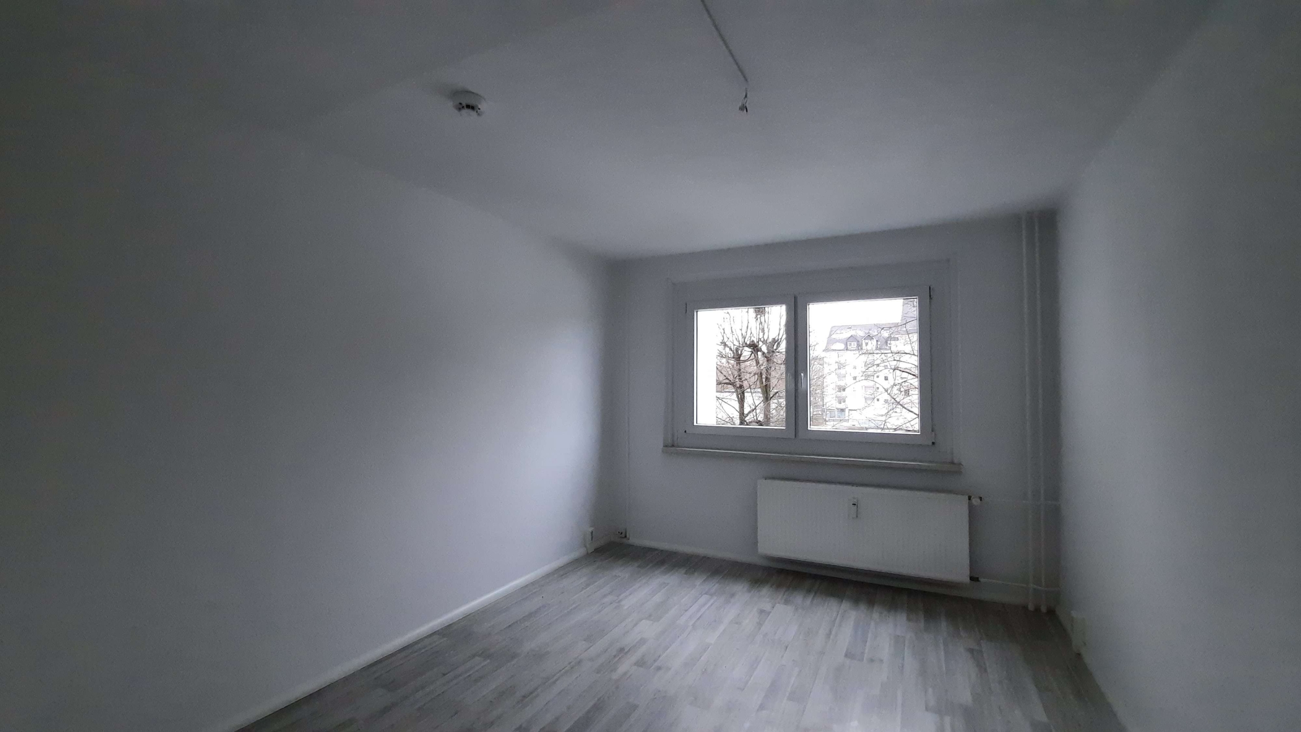 3,5 RaumWE mit 2 Bädern, Balkon und Einbauküche in Chemnitz