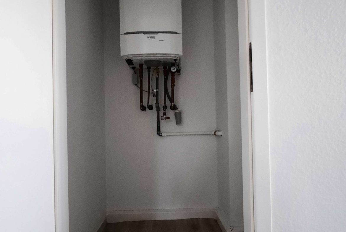 1 Monat kaltmietfrei* Renovierte 2 RaumWE mit Dusche & Gastherme in Meerane