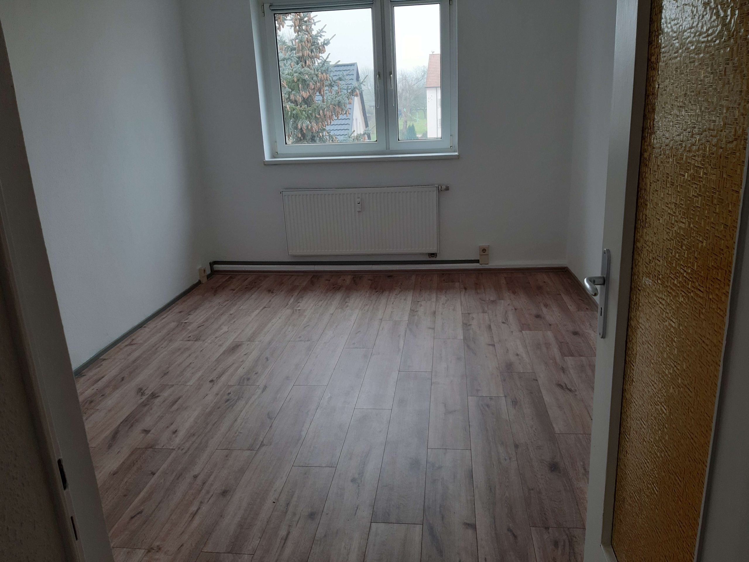 Schöne 3R-Wohnung mit Balkon & Badewanne sucht Sie! in Glauchau
