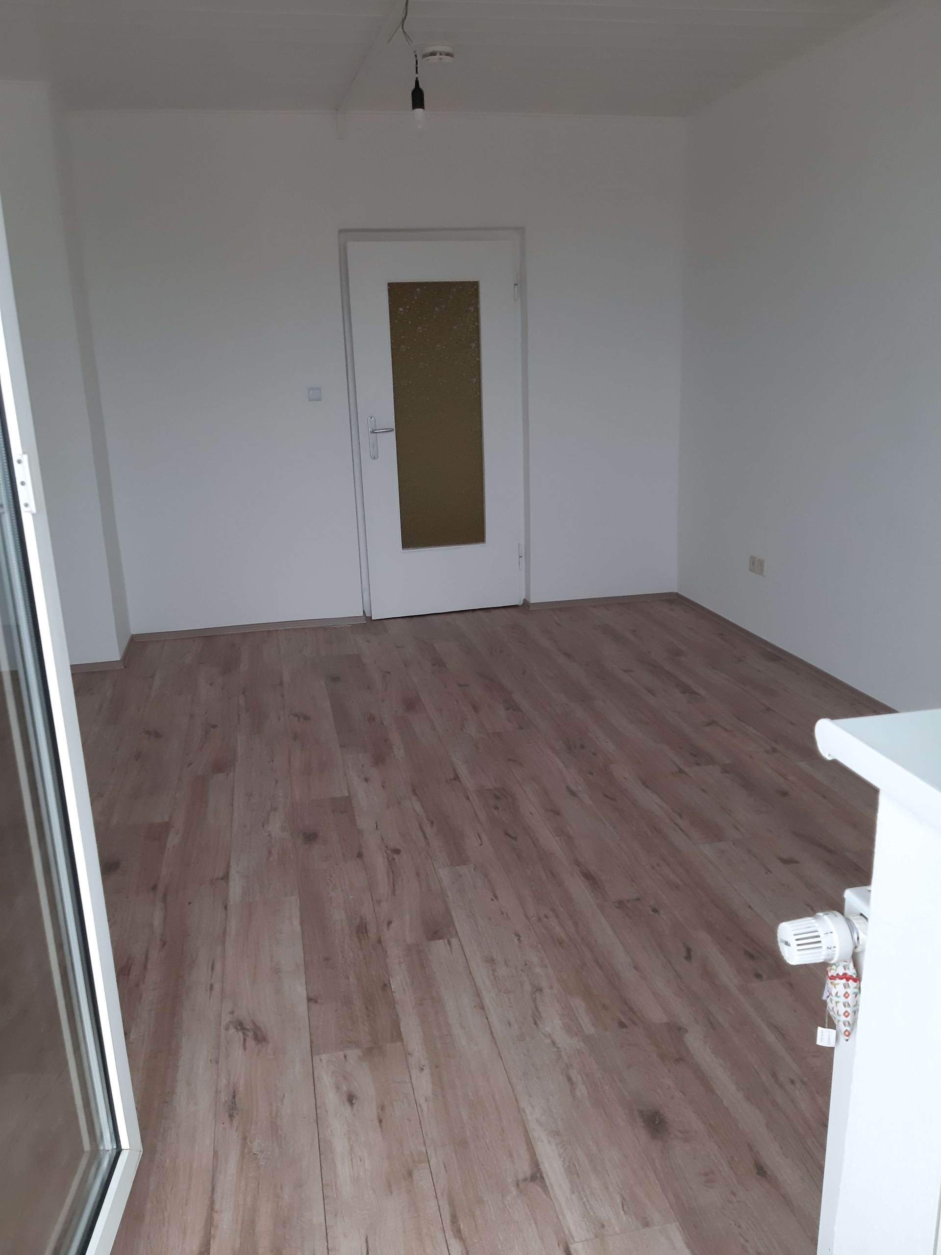 Schöne 3R-Wohnung mit Balkon & Badewanne sucht Sie! in Glauchau