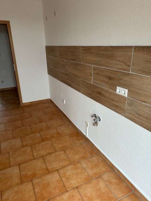 3 Monate kaltmietfrei * schöne 3 RaumWE mit Badewanne, Dusche & Balkon in Lichtenstein