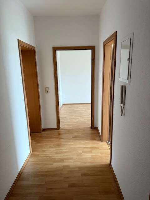 2 Monat kaltmietfrei * 2R-Wohnung mit großem Balkon und Wannenbad in Chemnitz