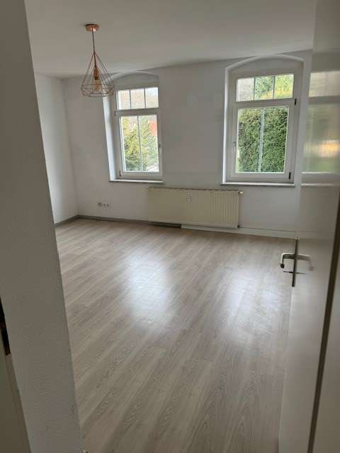 3 Monate kaltmietfrei * 3 RaumWE mit Badewanne & Balkon in Lichtenstein