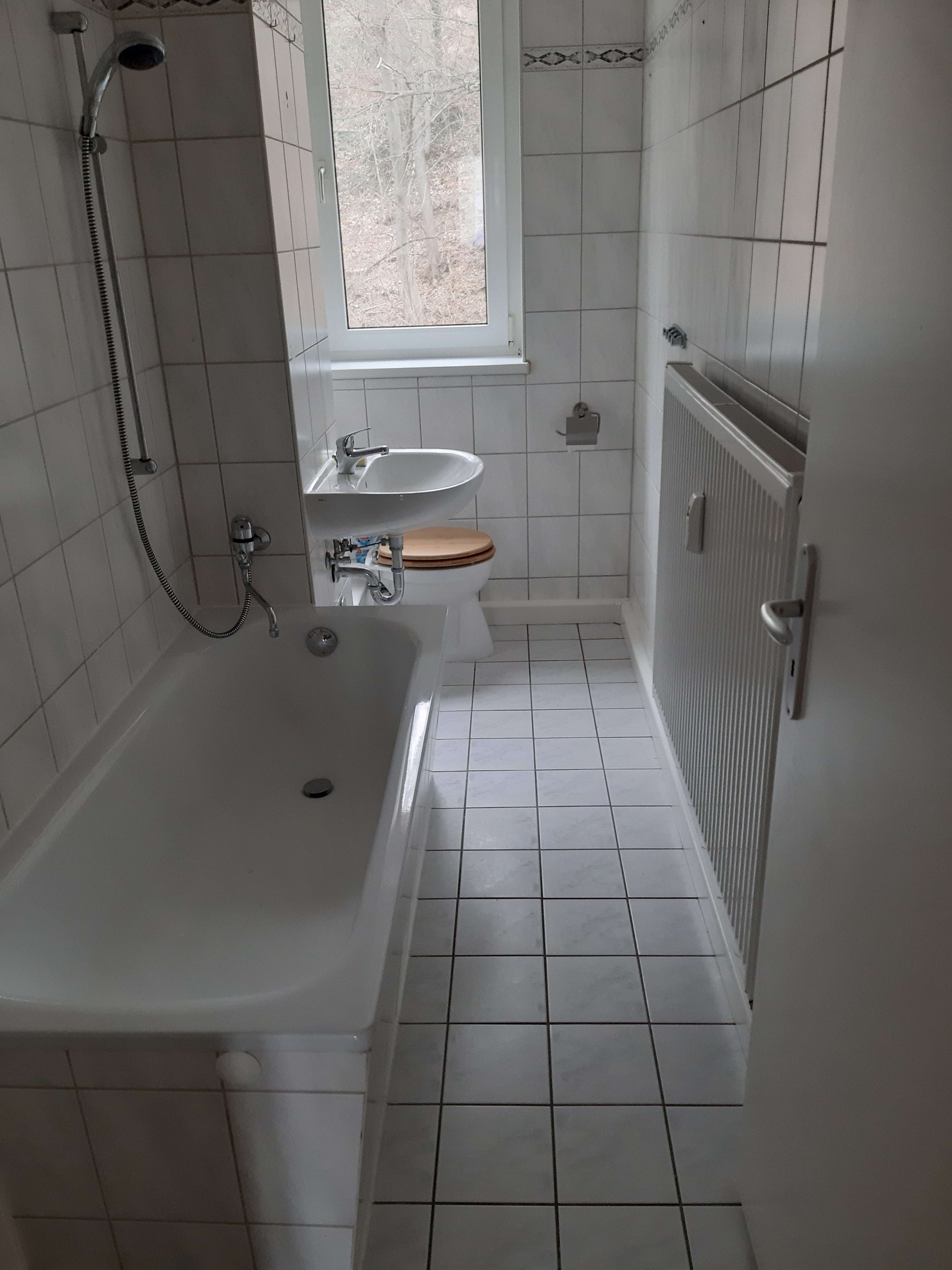 Schöne 3R-Wohnung mit Balkon & Badewanne sucht Sie! in Glauchau