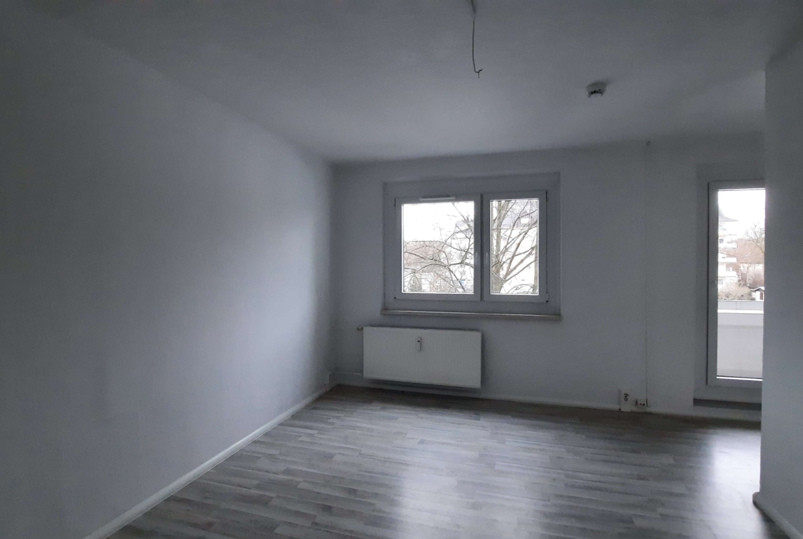 3,5 RaumWE mit 2 Bädern, Balkon und Einbauküche in Chemnitz