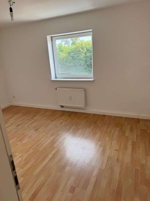 Sonnige 2-Raum-WE mit Balkon in Glauchau