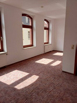 Schöne 2-Zimmer-Wohnung mit Balkon zu vermieten in Eisleben