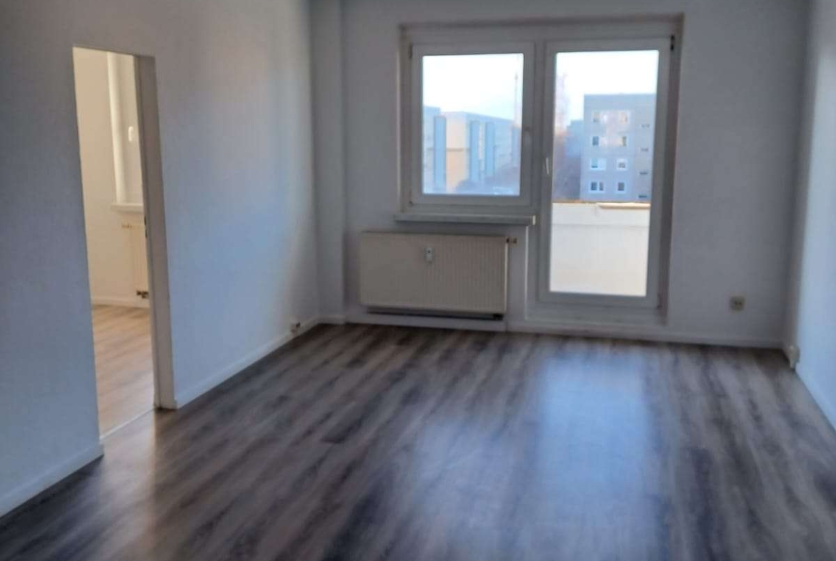 Charmante 4 - Zimmer-Wohnung mit sonnigem Balkon im 3. OG in Königswartha
