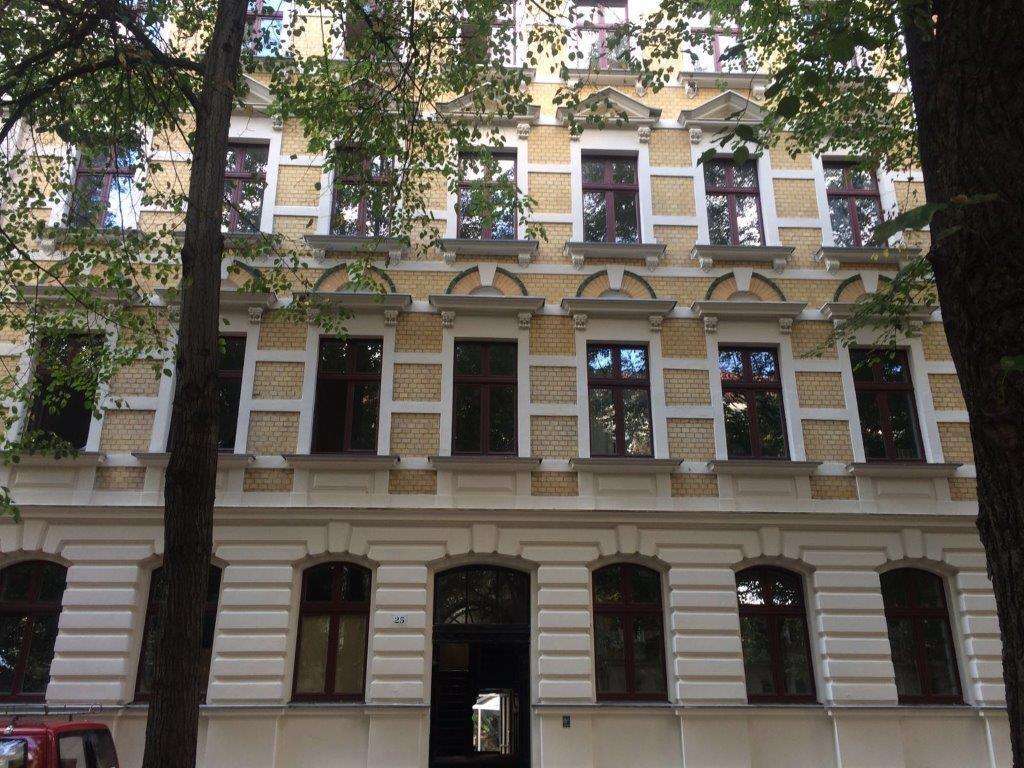 2 R-WE mit Balkon & Badewanne sucht dich - 2.OG