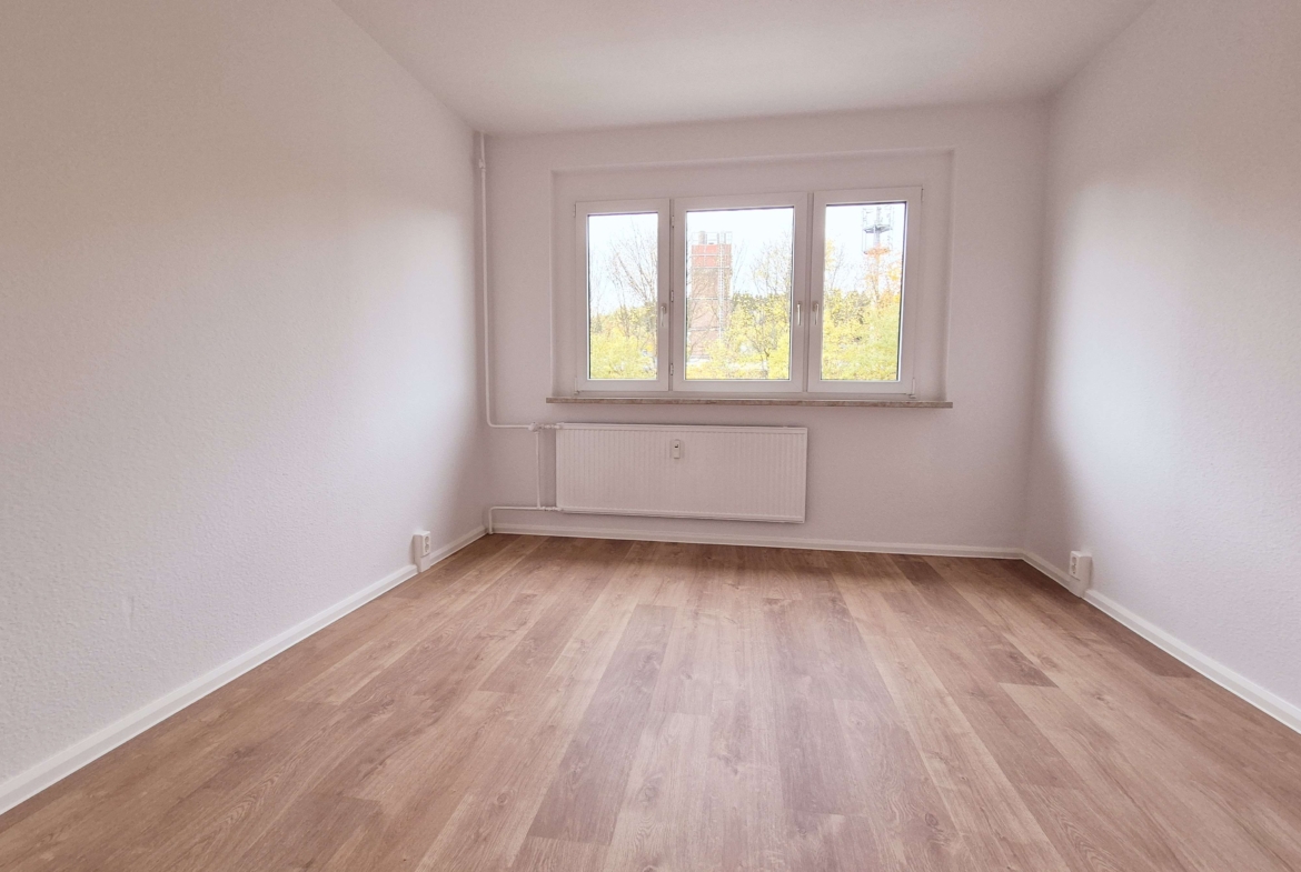 4-Raum-Wohnung mit Balkon, frisch saniert mit Traum-Ausblick! Jetzt besichtigen! in Klingenthal