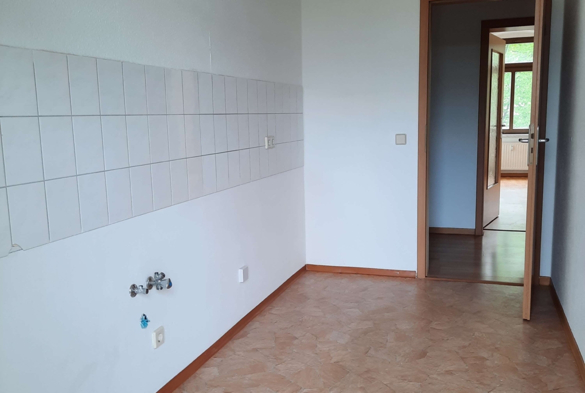 2 Monat kaltmietfrei * 2R-Wohnung mit großem Balkon und Wannenbad in Chemnitz