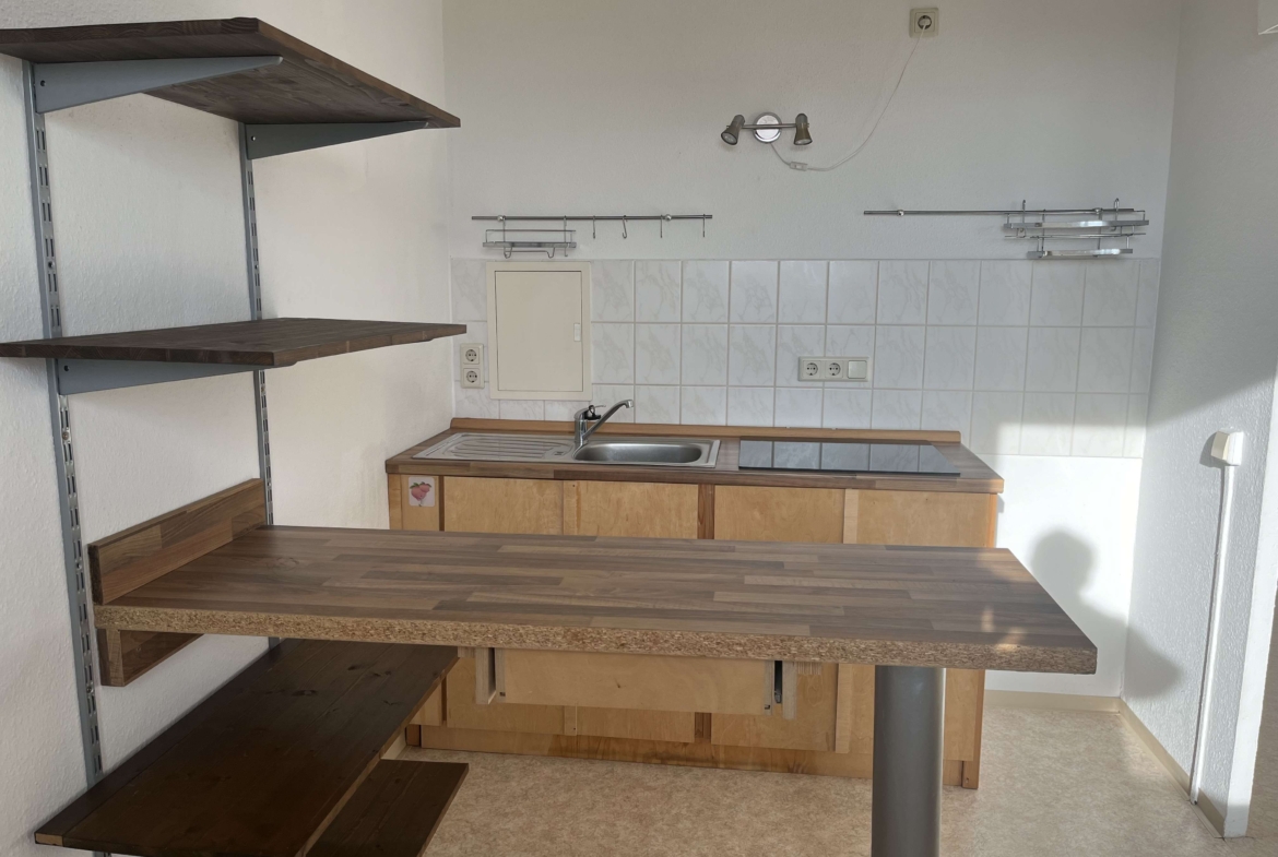 Charmante 2-Zimmer-Wohnung mit sonnigem Balkon im 4. OG in Königswartha