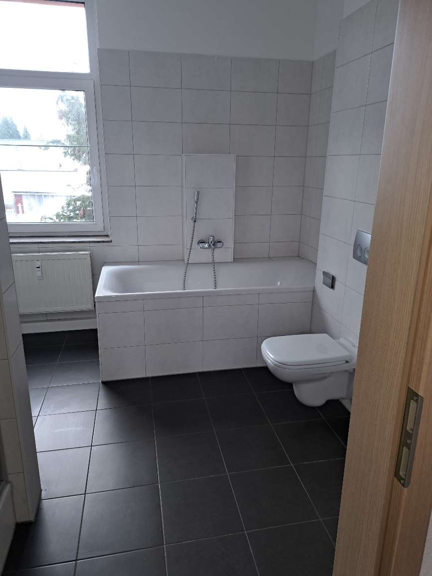 Schnell zugreifen* 2 RaumWE sucht Sie! in Limbach-Oberfrohna