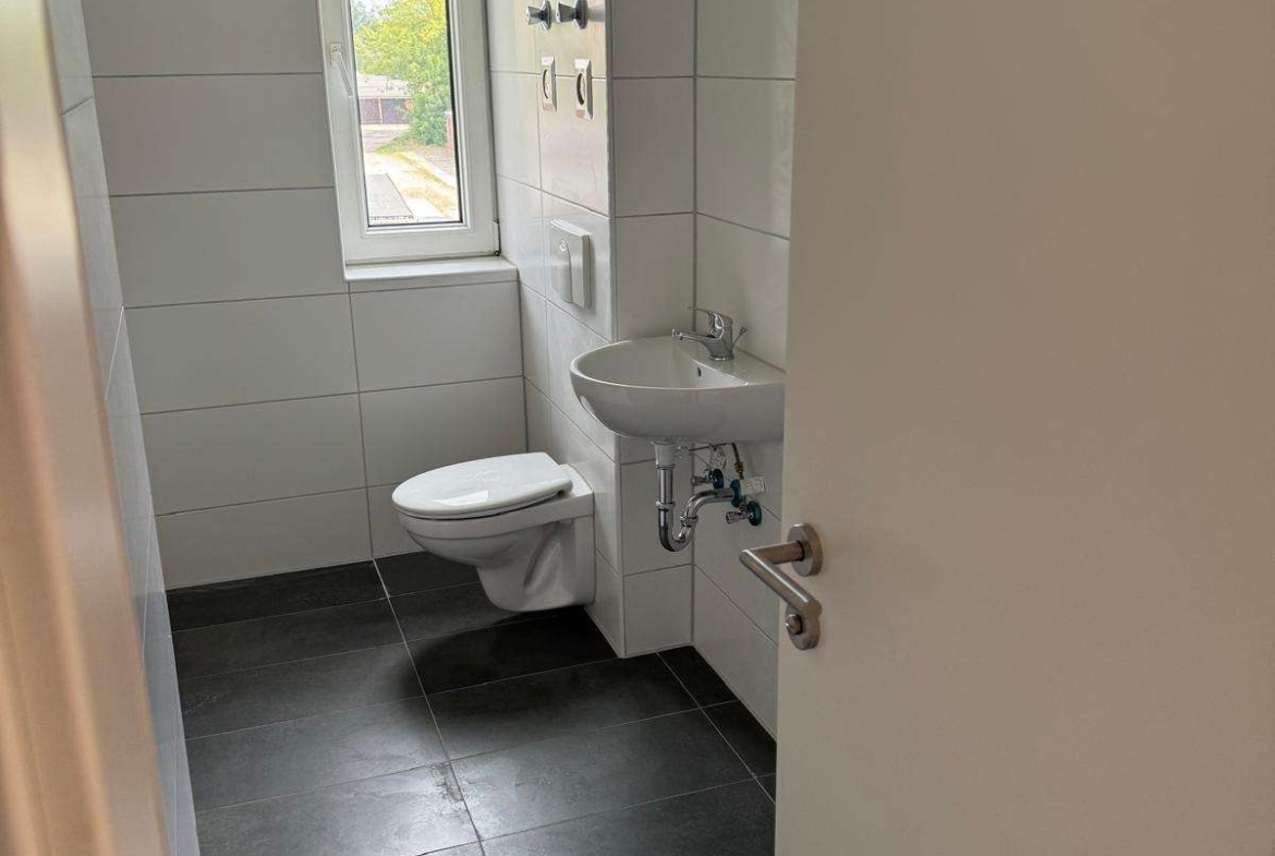 Aufgepasst!* Kleine 2-Raum Wohnung mit Wanne sucht neuen Bewohner in Glauchau