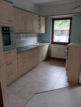 Schöne 2-Zimmer-Wohnung mit Balkon zu vermieten in Eisleben