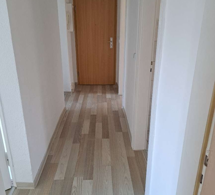 Schöne 3R-Wohnung mit Balkon & Badewanne sucht Sie! in Glauchau
