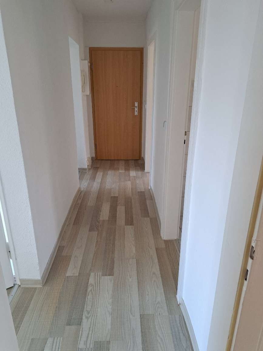 Schöne 3R-Wohnung mit Balkon & Badewanne sucht Sie! in Glauchau