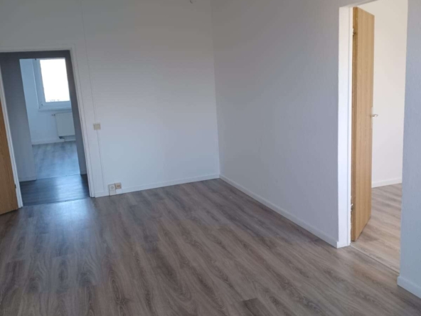 Charmante 4 - Zimmer-Wohnung mit sonnigem Balkon im 3. OG in Königswartha