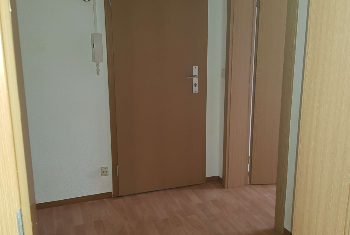Günstige 3-Raum-Wohnung mit Traum-Ausblick und Balkon! in Klingenthal