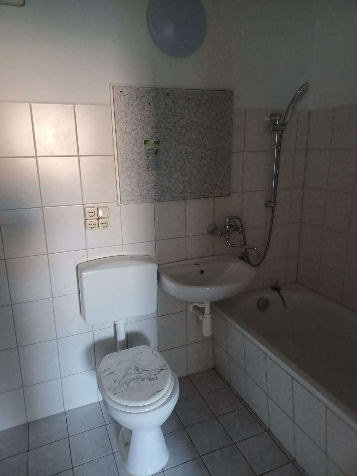 Charmante 4 - Zimmer-Wohnung mit sonnigem Balkon im 3. OG in Königswartha