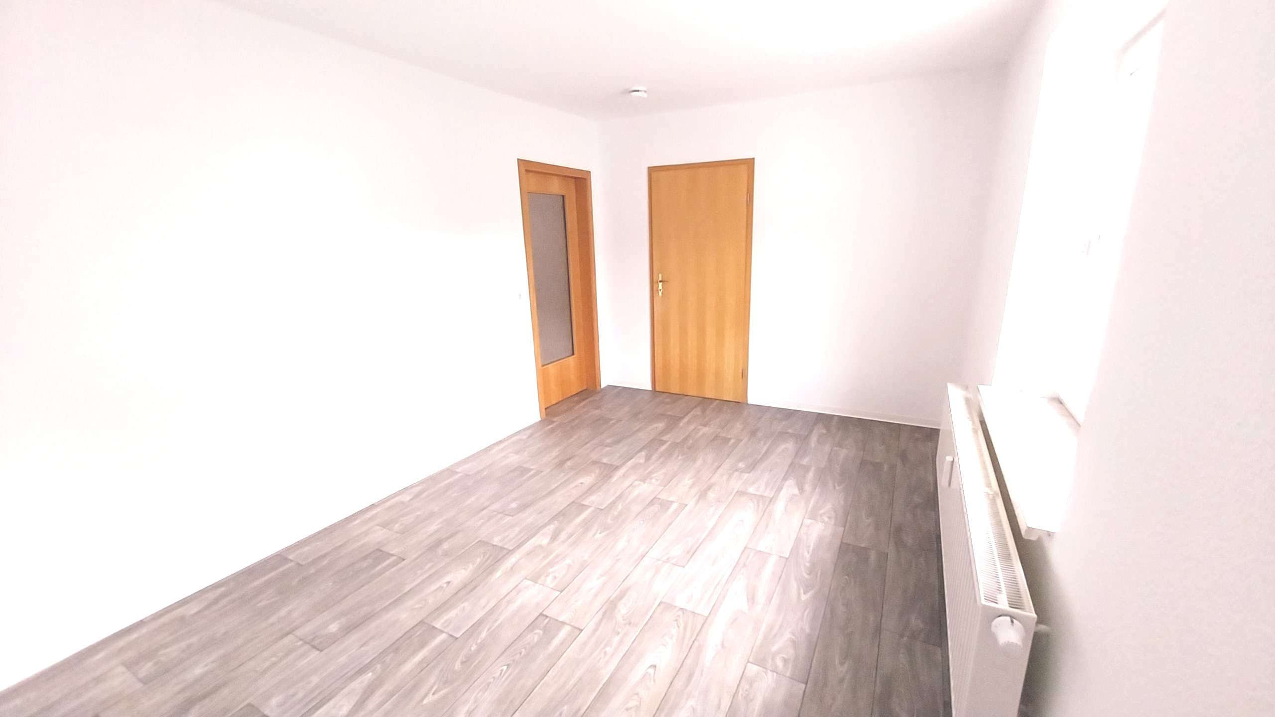 Ruhig wohnen am Stadtrand! Tolle 2-Raum-Wohnung frisch renoviert! in Klingenthal