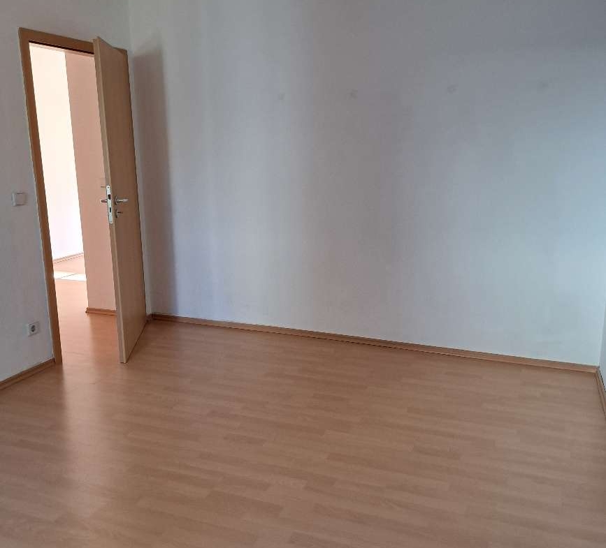 Schnell sein lohnt sich* Großzügige 3-RaumWE mit Balkon & Badewanne in Glauchau