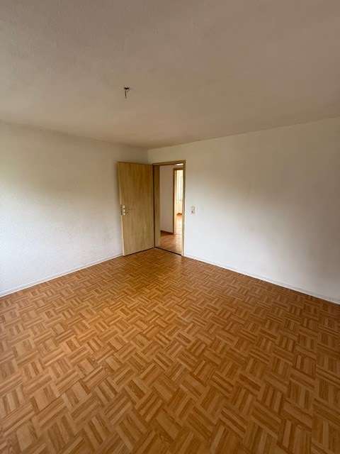 Helle 2R-Wohnung mit Badewanne sucht Sie! in Zwickau