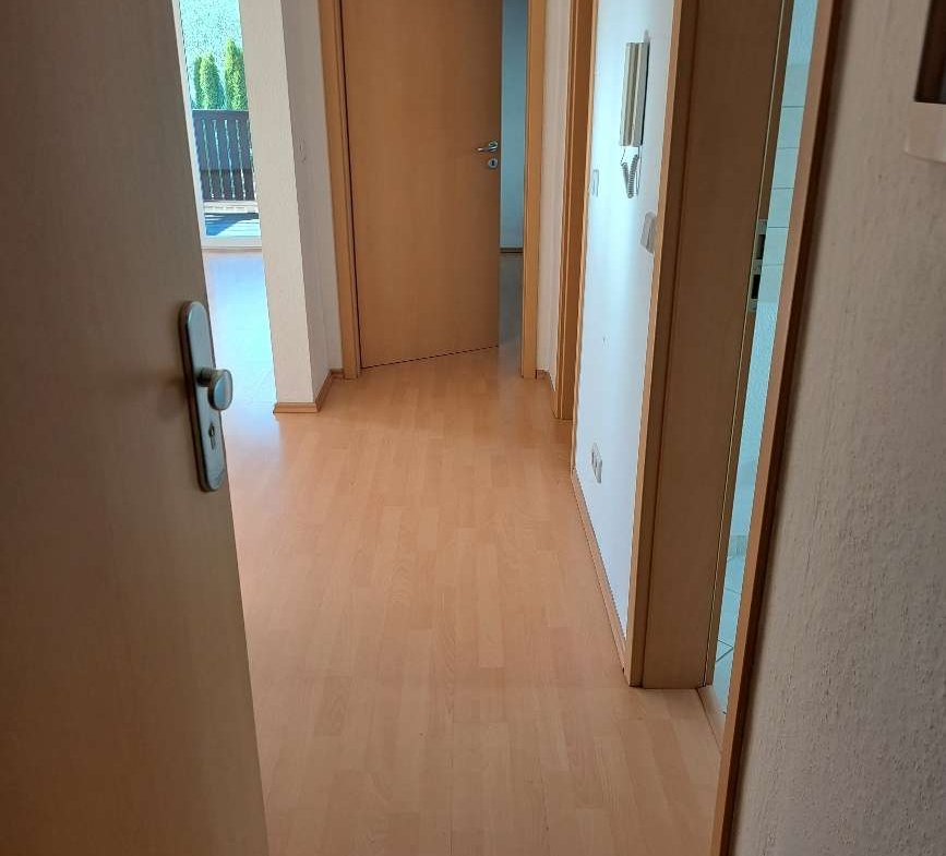 Schnell sein lohnt sich* Großzügige 3-RaumWE mit Balkon & Badewanne in Glauchau
