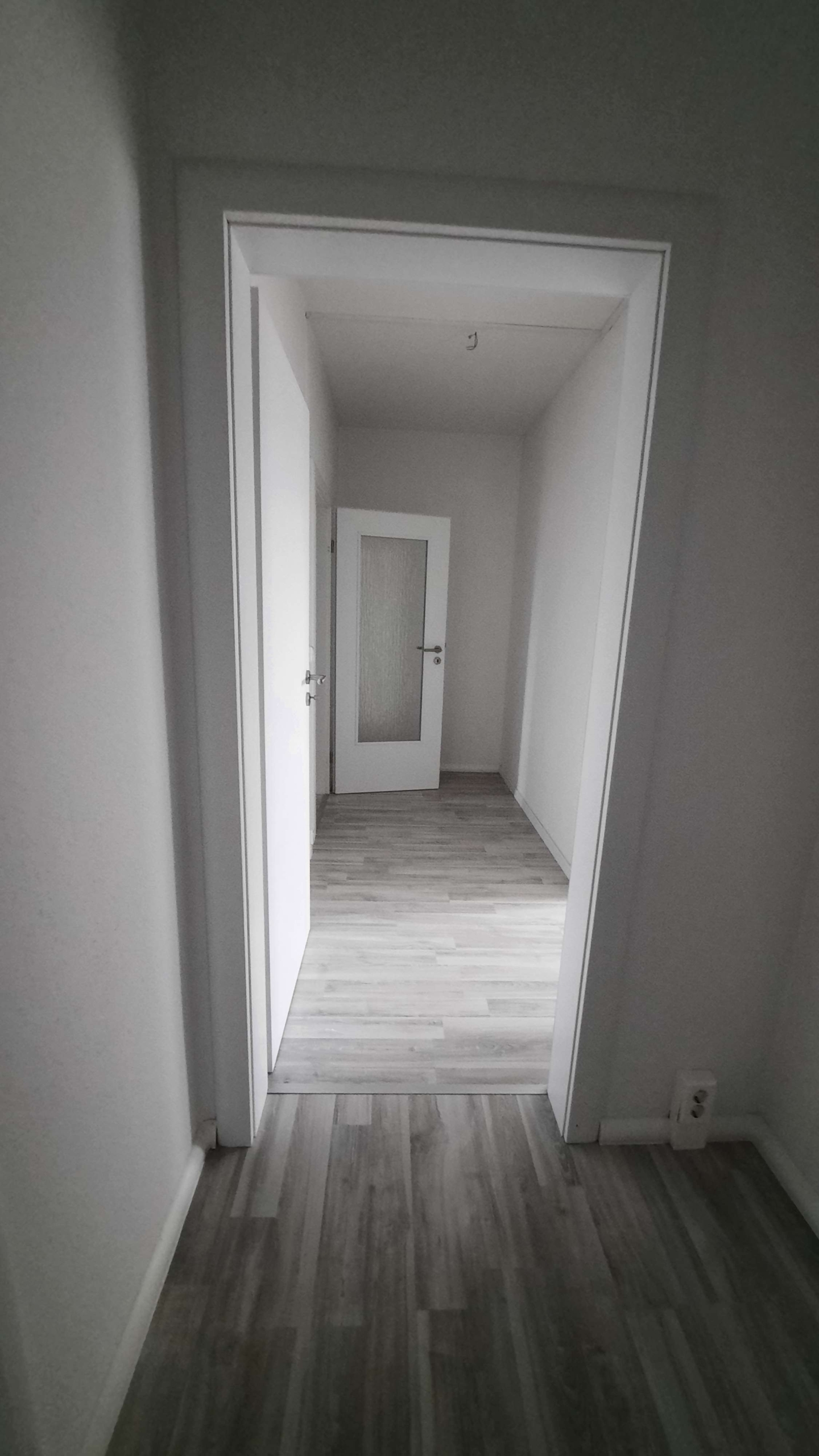 Große 2RaumWE mit Dusche & Wanne, Küche mit Fenster und EBK, Balkon in Chemnitz