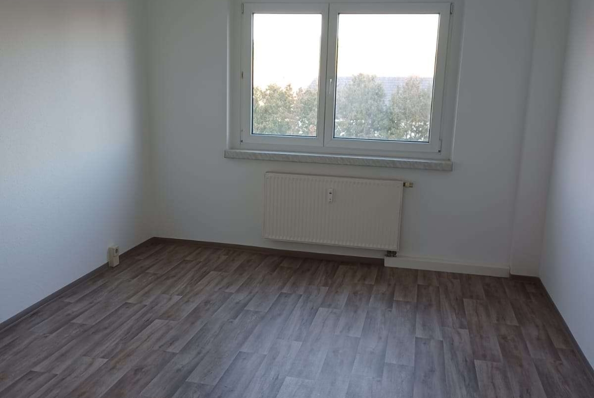 Du suchst eine moderne, sanierte 2-Zi-Wohnung in einer ruhigen Gegend? in Königswartha