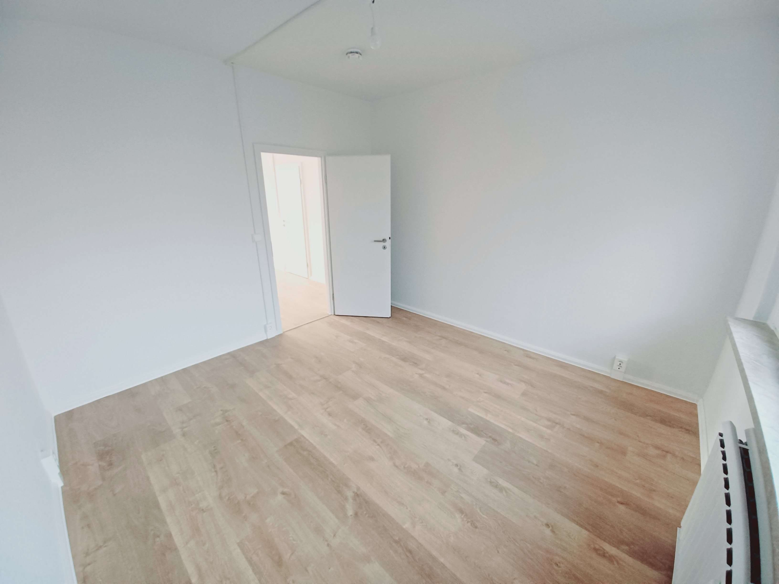 Erstbezug nach Neusanierung! Tolle 2-Raum-Wohnung mit Balkon wartet auf Sie! in Klingenthal