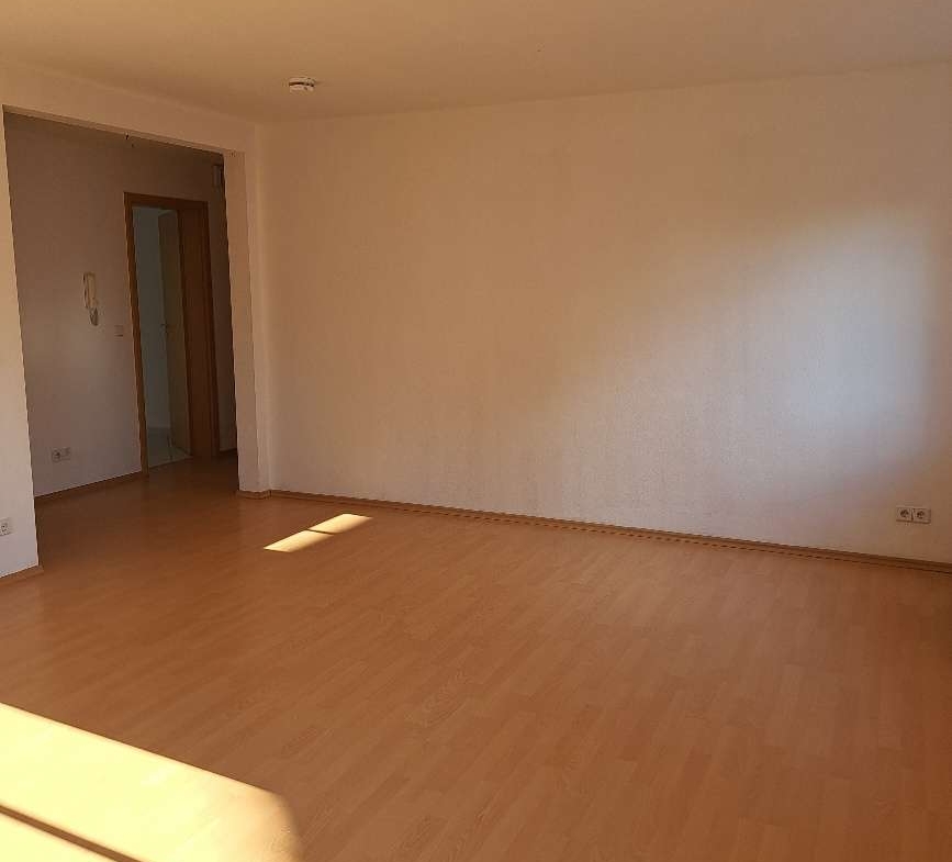 Schnell sein lohnt sich* Großzügige 3-RaumWE mit Balkon & Badewanne in Glauchau