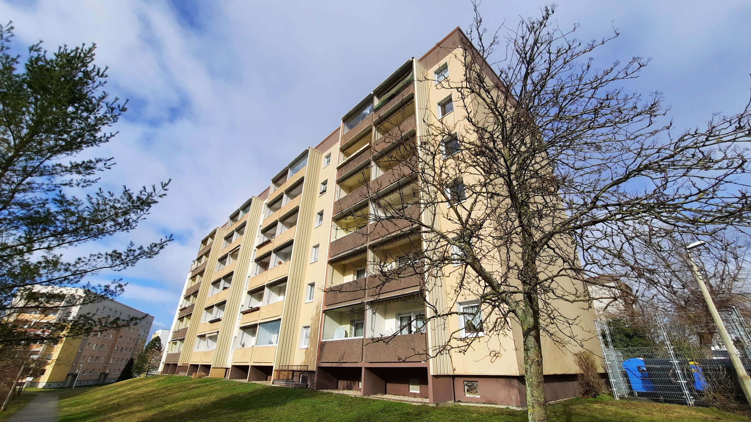 2-Raum-WE mit Balkon & Badewanne sucht Sie! in Gera