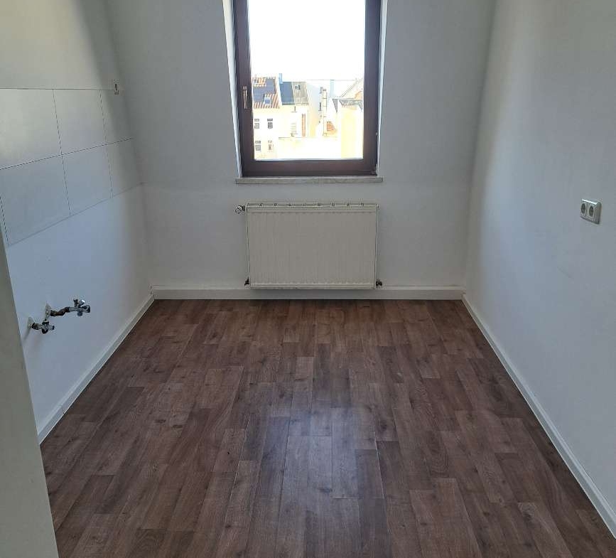 Schöne helle 4-R Wohnung im Dachgeschoss! in Glauchau