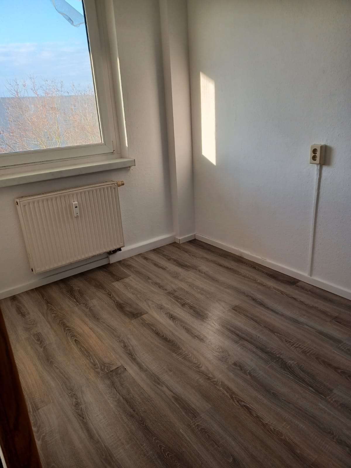 Charmante 4 - Zimmer-Wohnung mit sonnigem Balkon im 3. OG in Königswartha