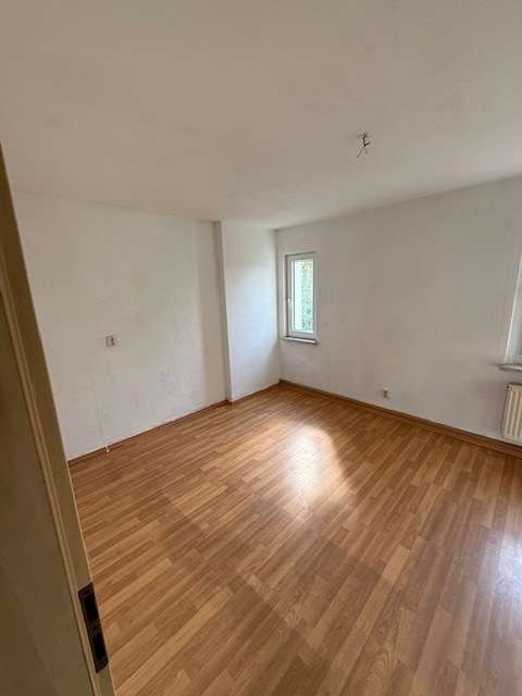 Helle 2R-Wohnung mit Badewanne sucht Sie! in Zwickau