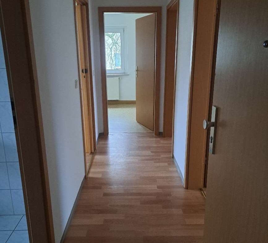 Schnell zugreifen* 4 RaumWE mit Badewanne zu vermieten in Werdau