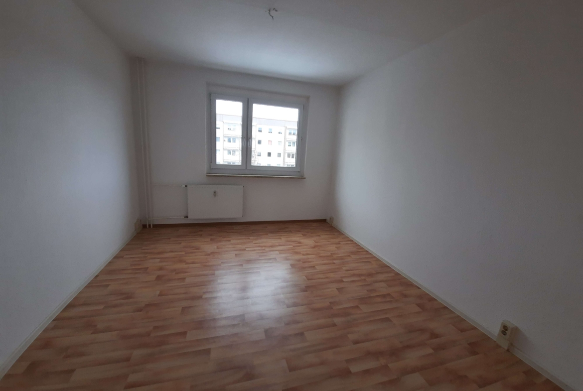 2-Raum-WE mit Balkon & Badewanne sucht Sie! in Gera