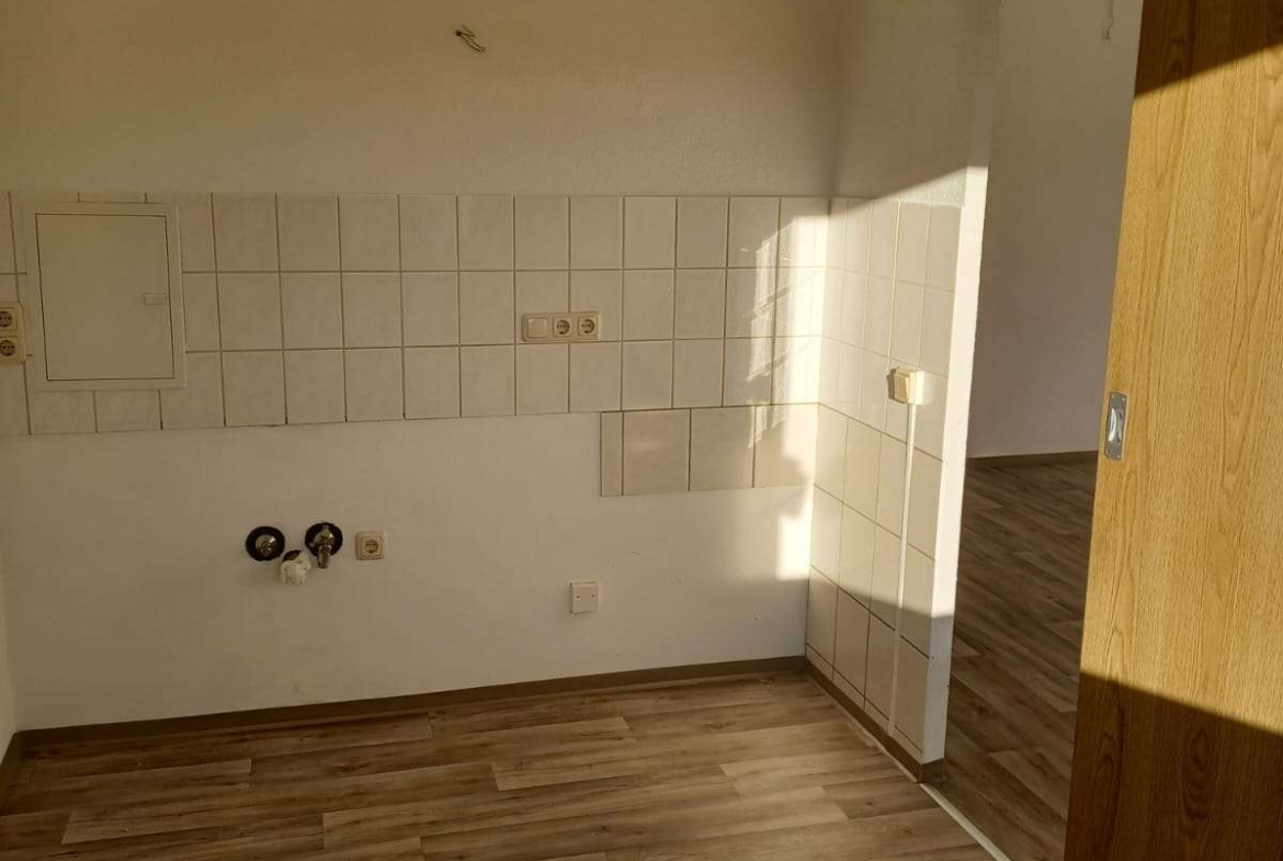 Du suchst eine moderne, sanierte 2-Zi-Wohnung in einer ruhigen Gegend? in Königswartha