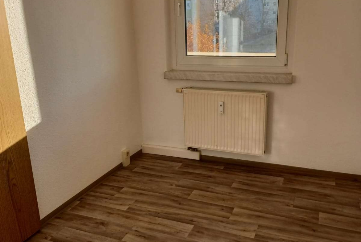 Du suchst eine moderne, sanierte 2-Zi-Wohnung in einer ruhigen Gegend? in Königswartha