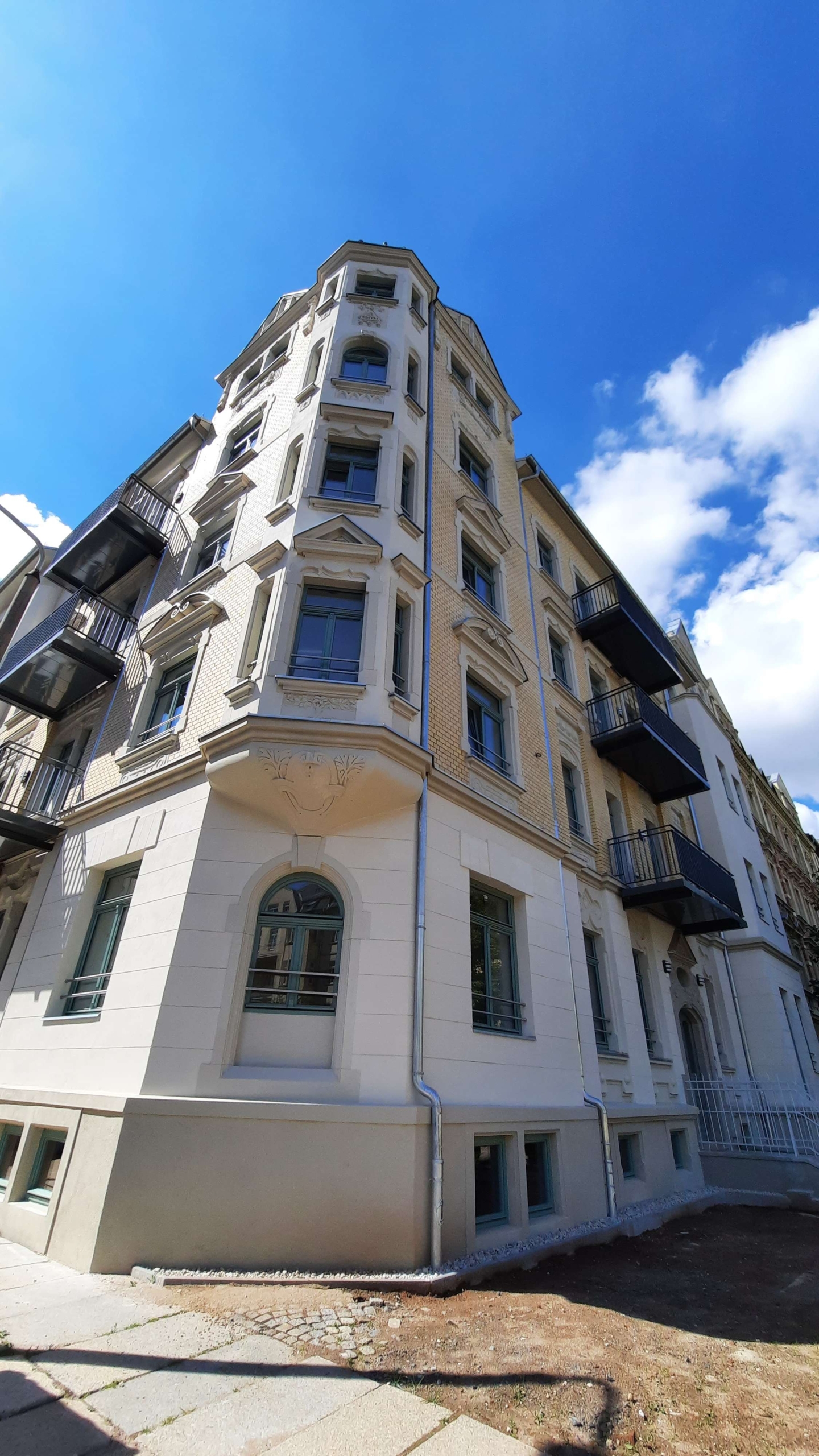 2 RaumWE mit Dusche und Fußbodenheizung sucht Sie! in Chemnitz