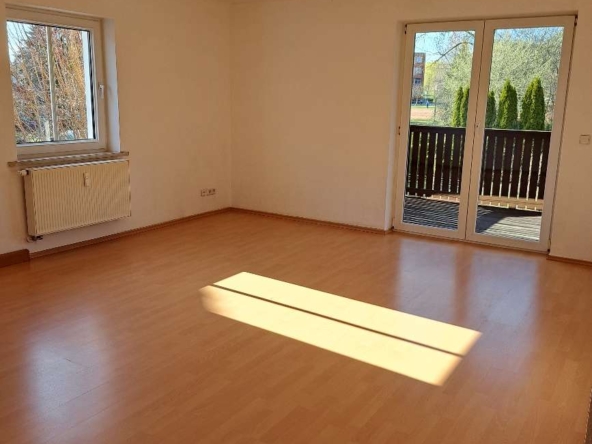 Schnell sein lohnt sich* Großzügige 3-RaumWE mit Balkon & Badewanne in Glauchau