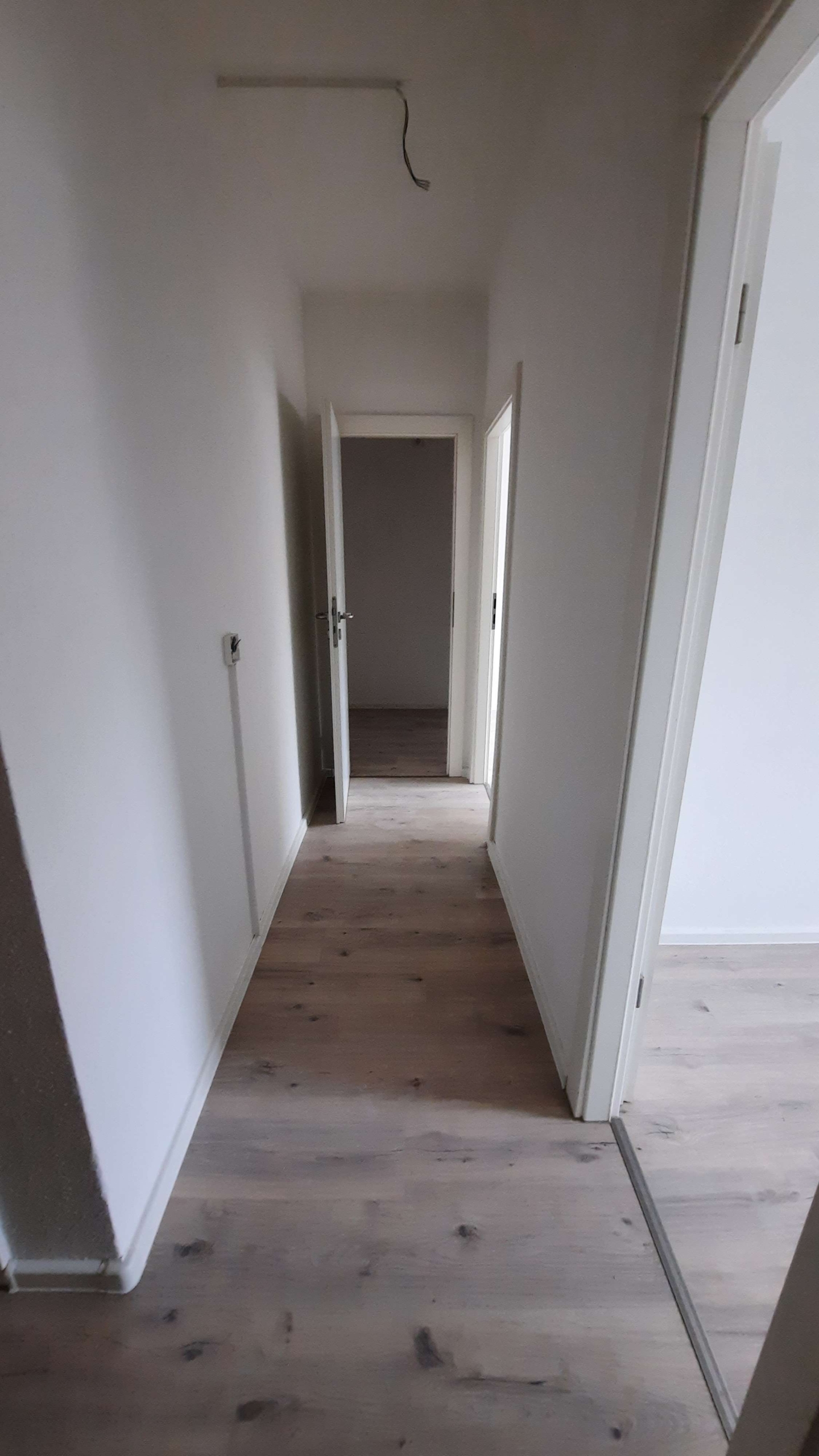 Schöne helle 4-Raum Wohnung mit Balkon & Badewanne in Chemnitz