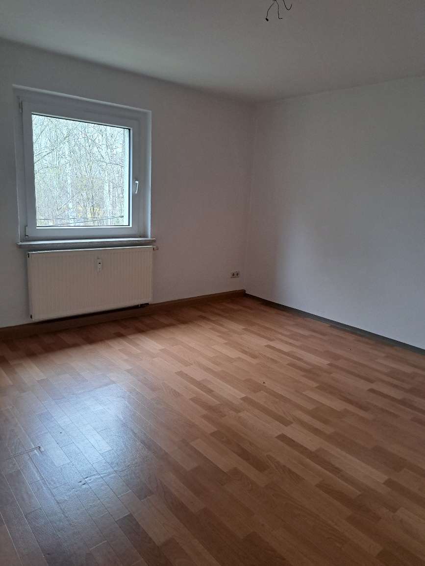 Schnell zugreifen* 4 RaumWE mit Badewanne zu vermieten in Werdau