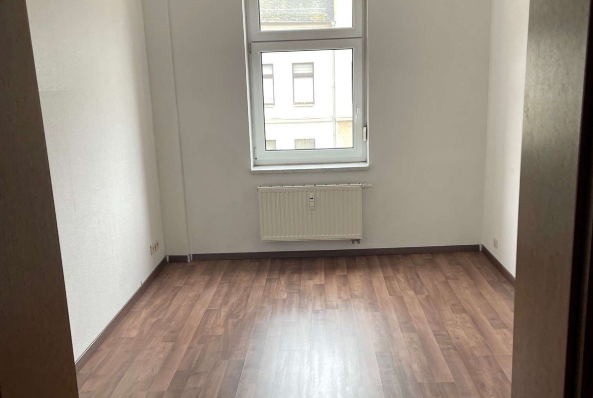 Viel Platz für Ihre Familie* 5Raum-WE mit Badewanne & Dusche in Limbach-Oberfrohna