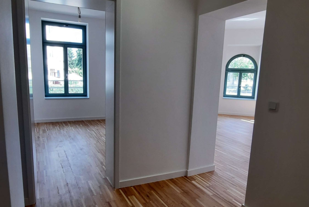 2 RaumWE mit Dusche und Fußbodenheizung sucht Sie! in Chemnitz