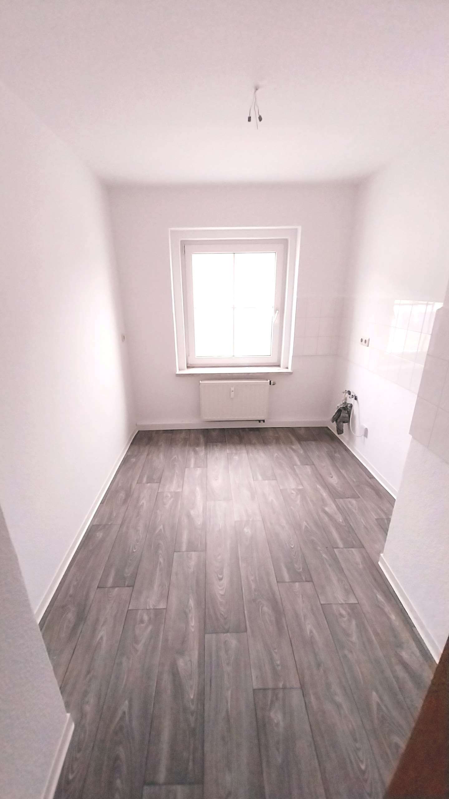 Ruhig wohnen am Stadtrand! Tolle 2-Raum-Wohnung frisch renoviert! in Klingenthal
