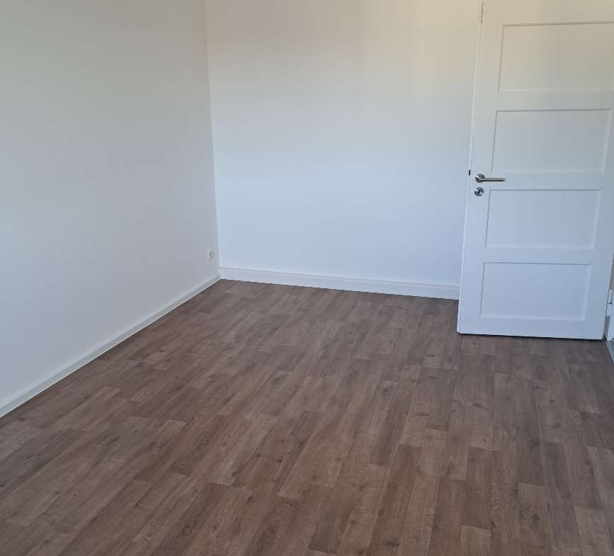 Schöne helle 4-R Wohnung im Dachgeschoss! in Glauchau