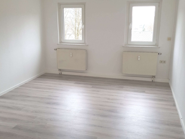 Helle und geräumige 2-Raum-Wohnung, Neu saniert in Klingenthal